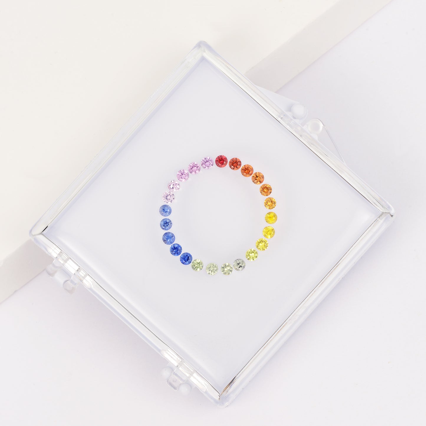 Gemstone set box 2.5mm round colored sapphire ring