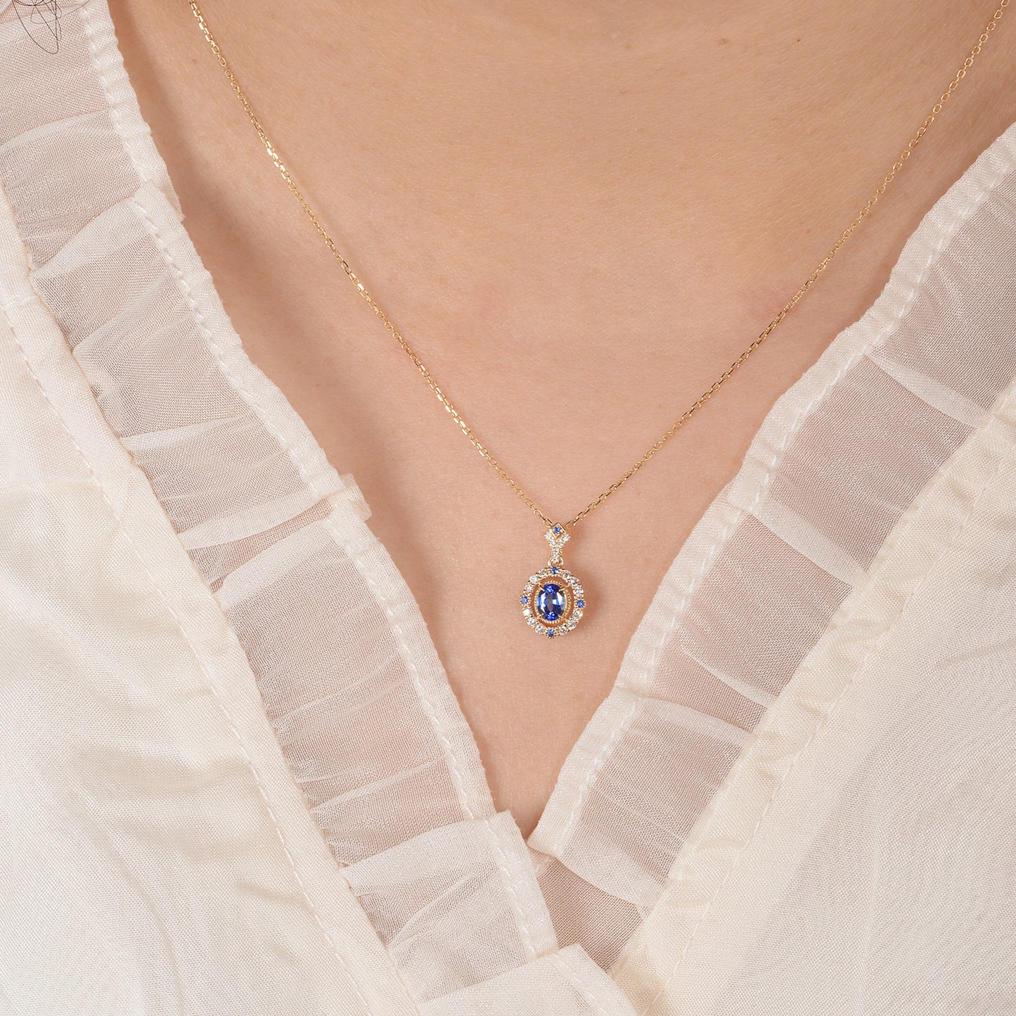Sapphire Mirage Diamond Necklace | 18k Gold | Natural Gemstone