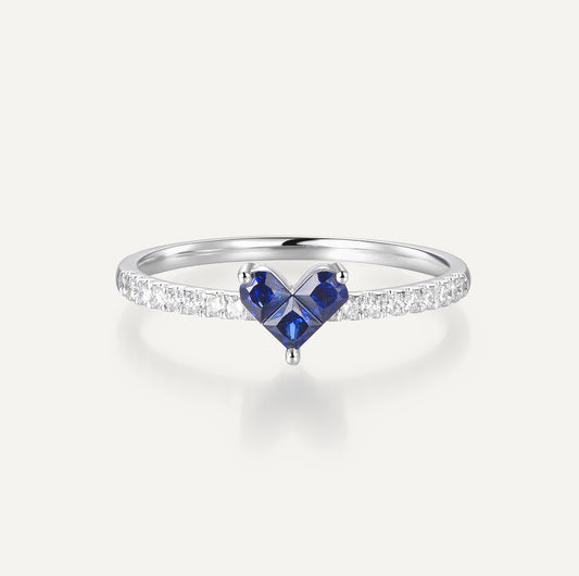 Sapphire Love Knot Ring | 18K white gold | Natural Gemstone