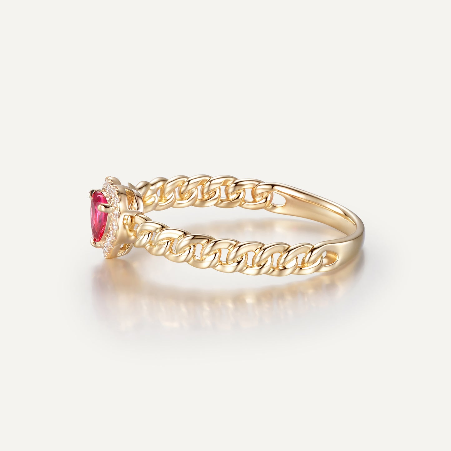 Crimson Heart Ring | 18K yellow gold