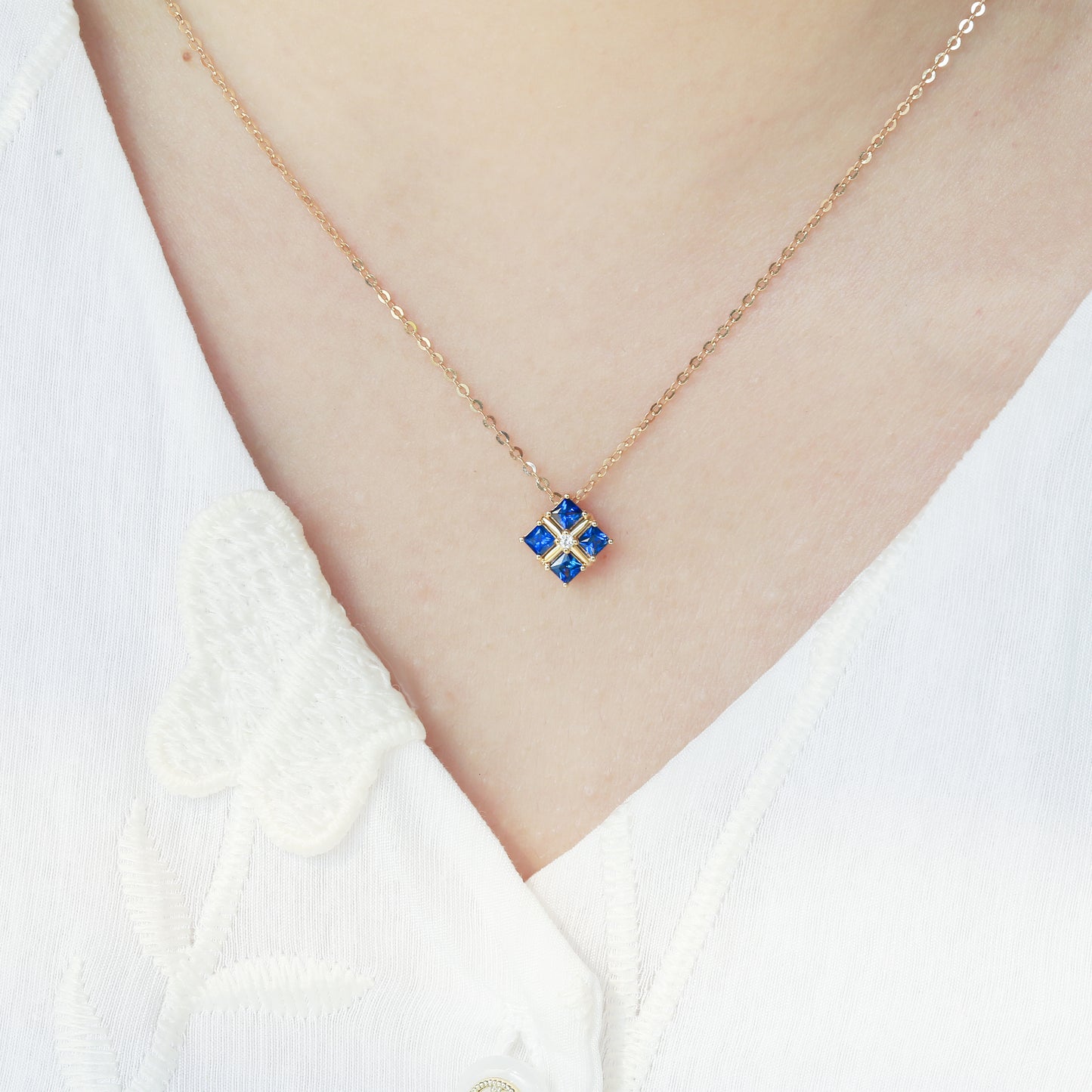 Marine Legacy Sapphire Necklace | 18K Gold | Natural Gemstone