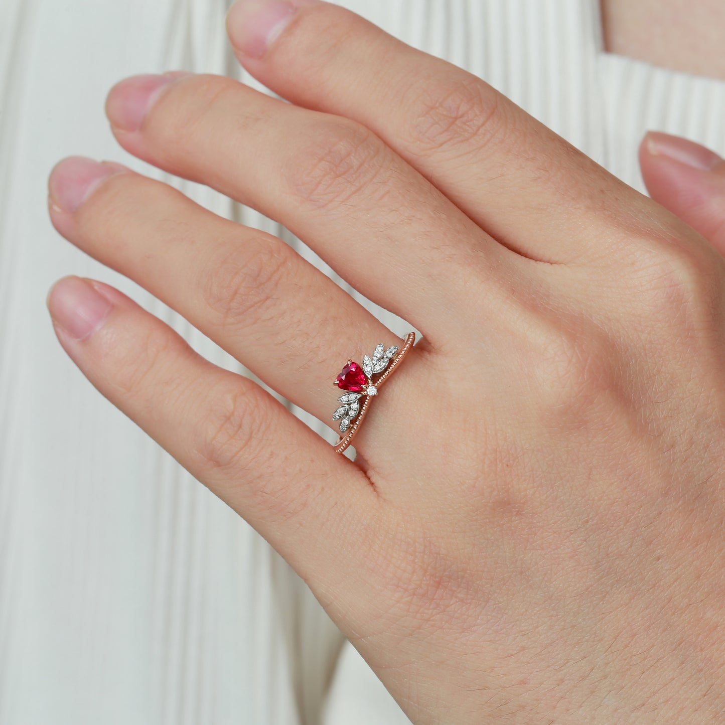 Ruby Heart Wings Ring | 18K rose gold