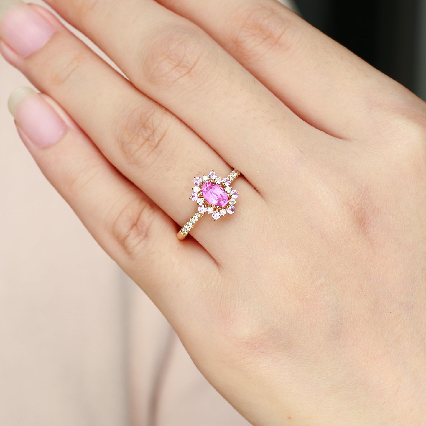 Sakura Blossom Sapphire Ring | 18k yellow gold | Natural Gemstone