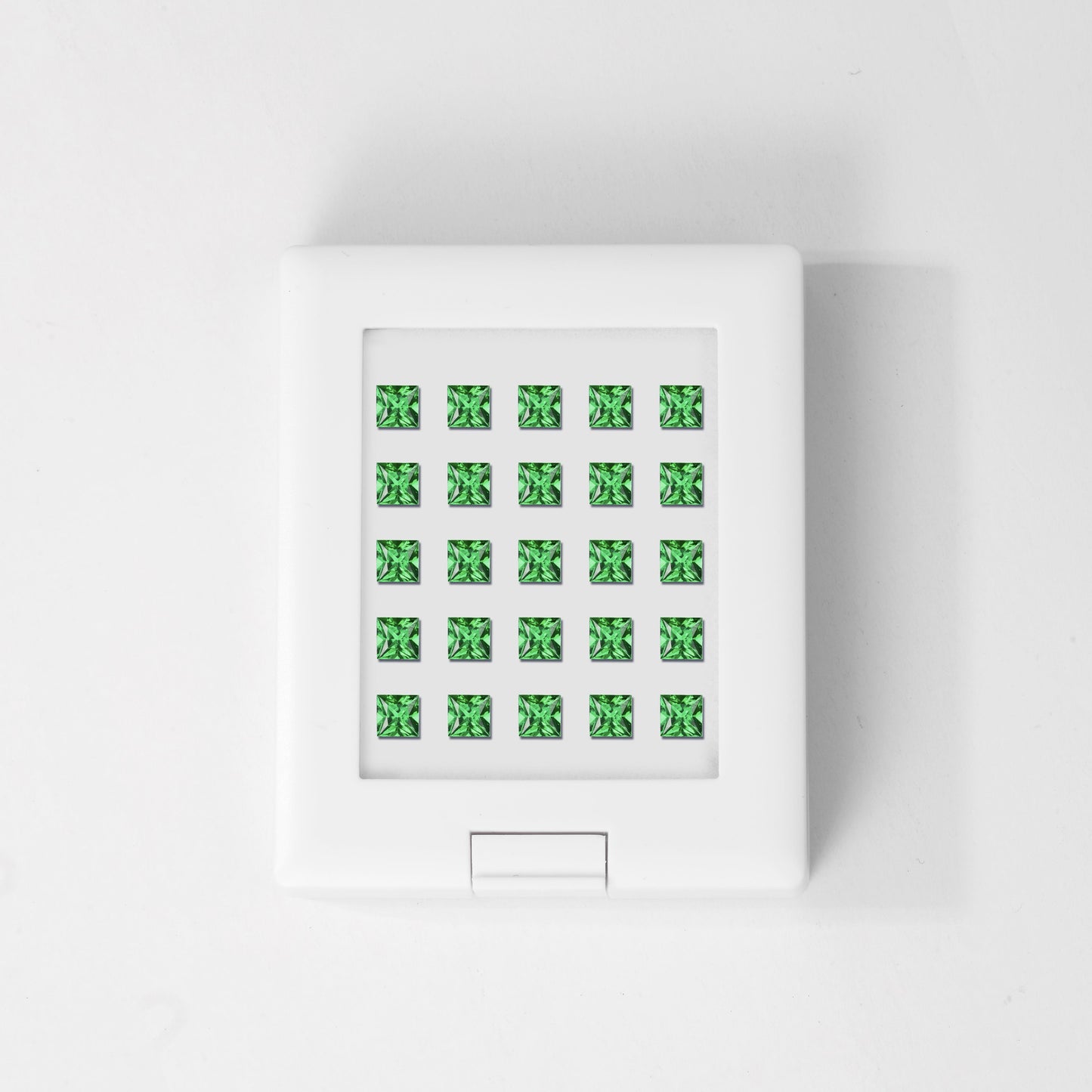 Tsavorite | Princess | 3# | A++ | VG | 1.5mm
