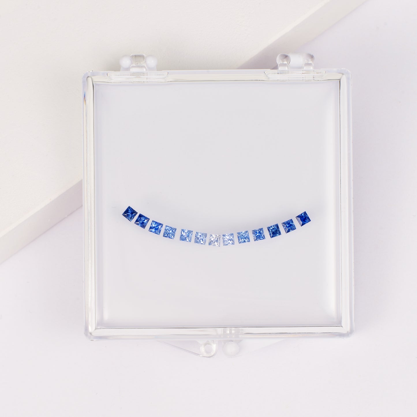 Princess-cut pink and blue sapphire gradient stone set necklace box