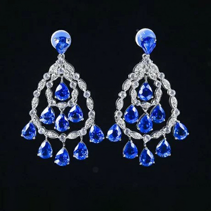 Gemstone set box with 3.5*4.5mm drop-shaped sapphire tassel earrings and 4.5mm drop-shaped powder blue gem tassel earrings.