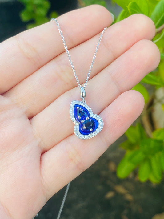 1# Blue Sapphire Cloisonné Gourd Necklace 18K White Gold