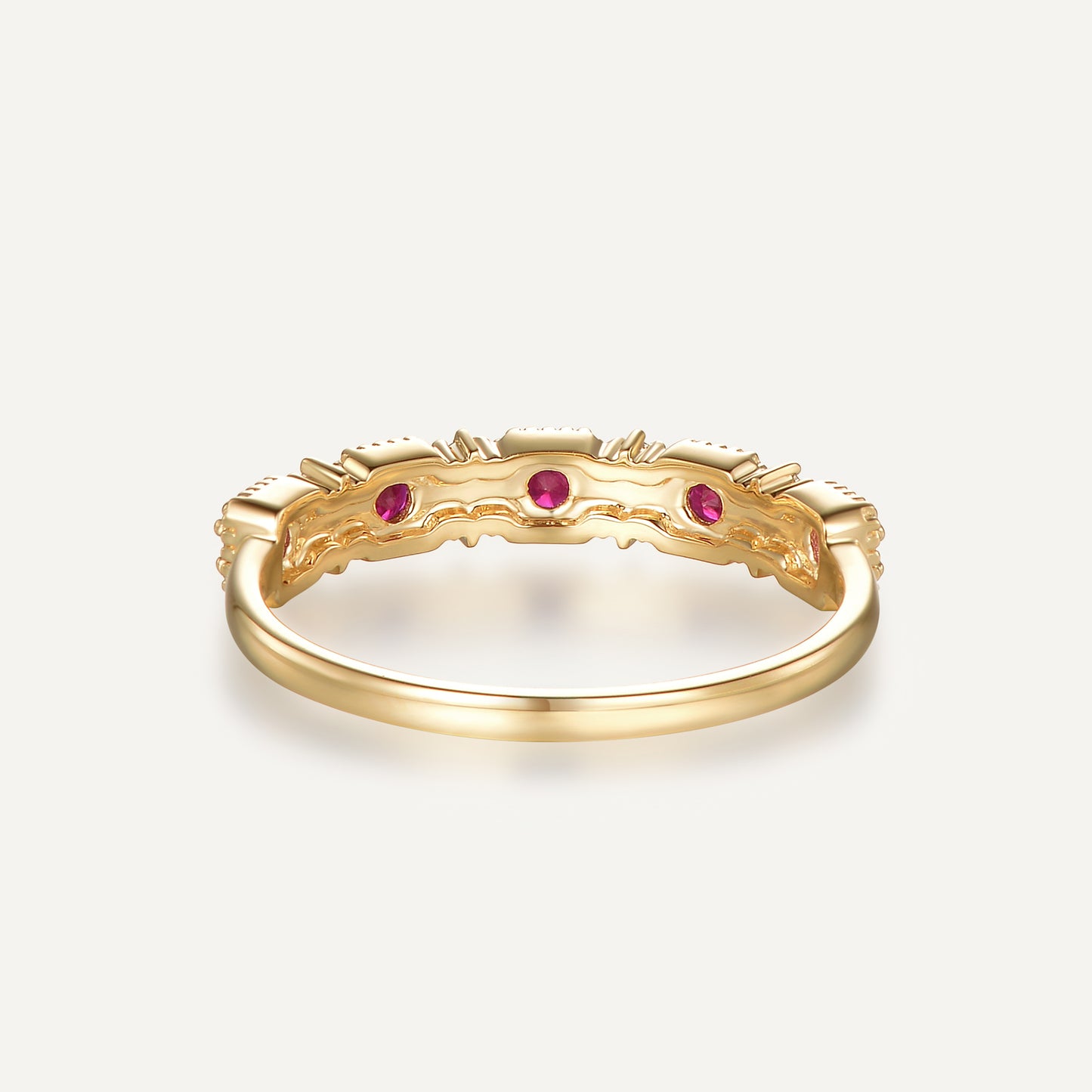 Royal Ruby & Diamond Row Ring | 18K yellow gold