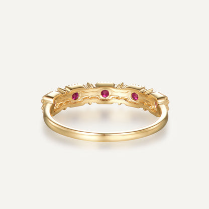 Royal Ruby & Diamond Row Ring | 18K yellow gold