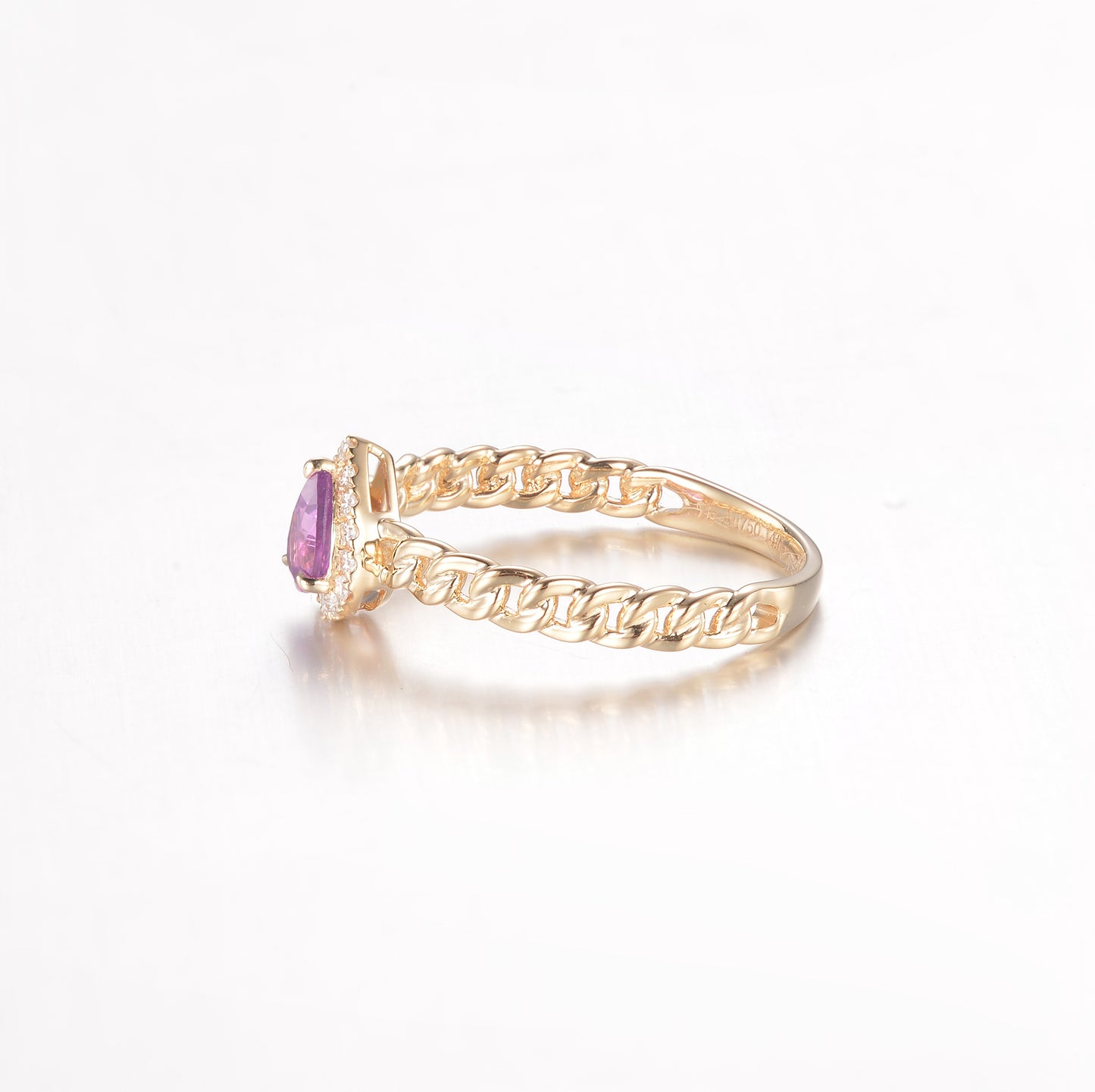 Sakura Drop Pink Sapphire Ring | 18K yellow gold | Natural Gemstone