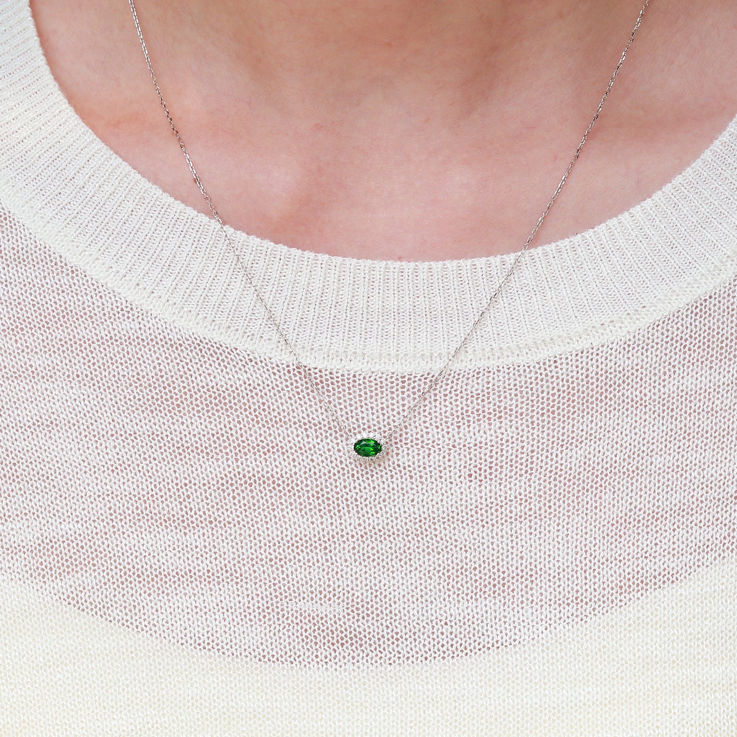 Whisper of the Forest Tsavorite Necklace | 18K white gold | Natural Gemstone