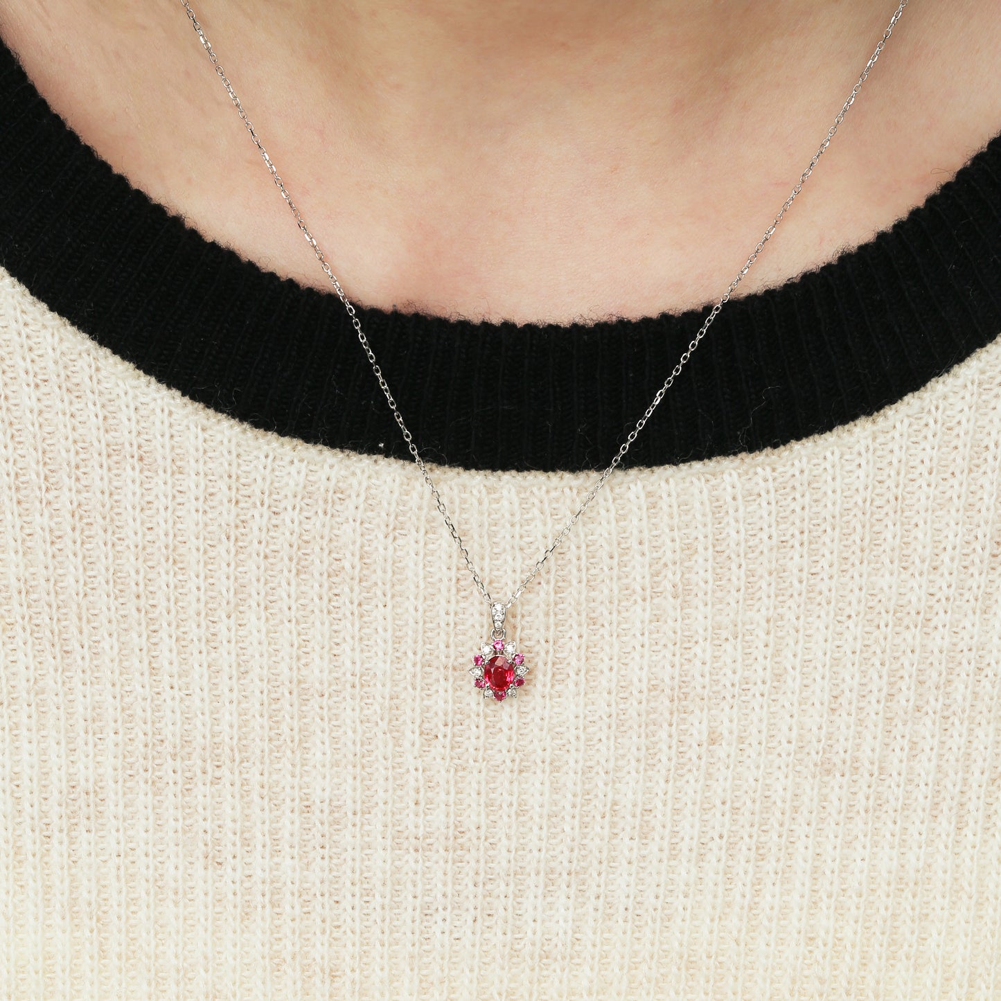 Red Lotus Ruby Necklace | 18k white gold | Natural Gemstone